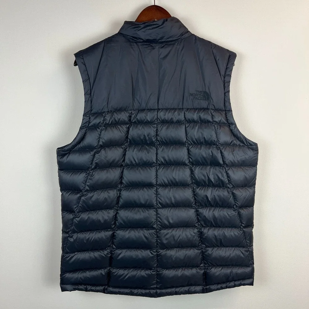 The North Face Mens Ravenswood 550 Down Puffer Vest Large Black Full Zip Classic